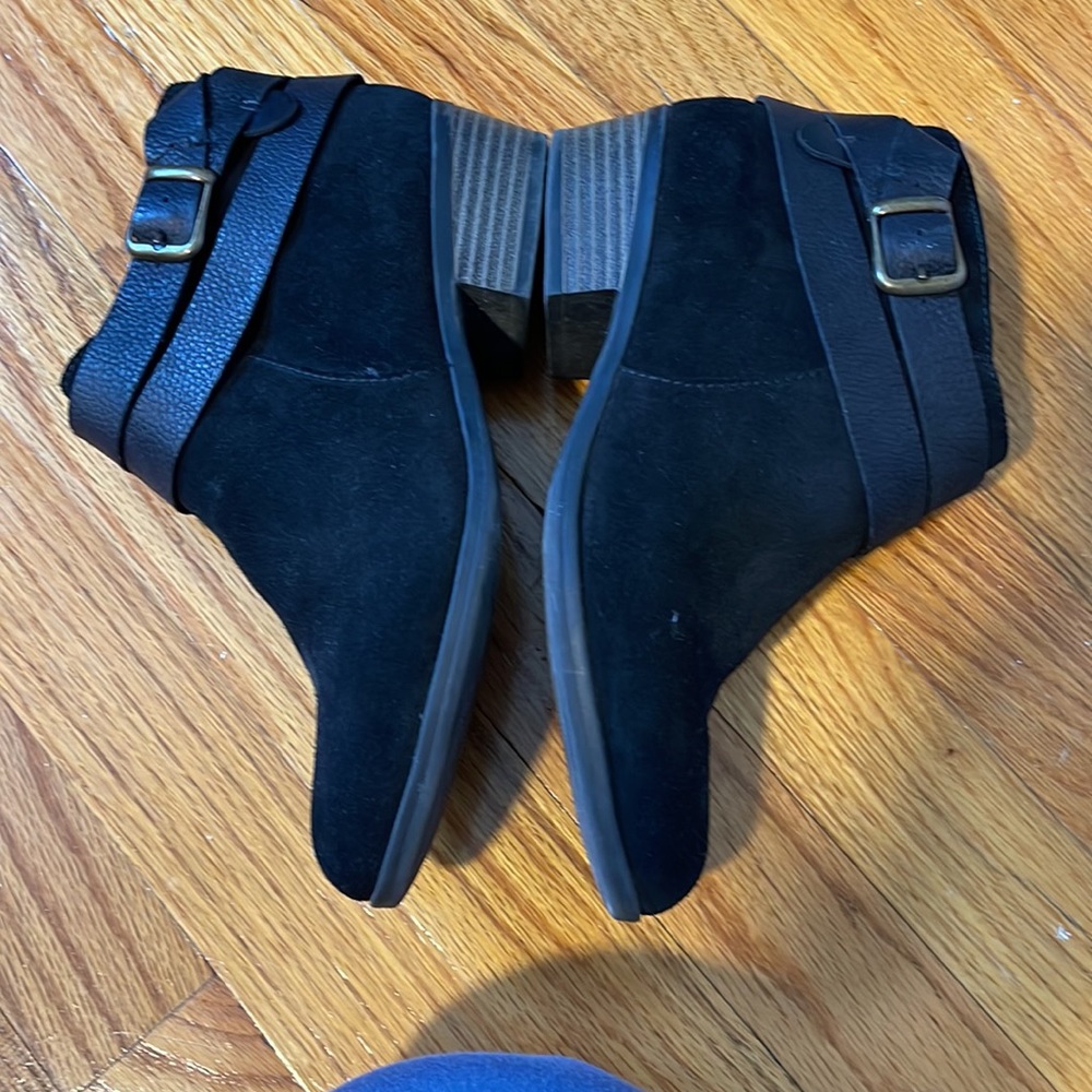 EUC Clark’s Bootie - size 7.5 - Picture 4 of 7